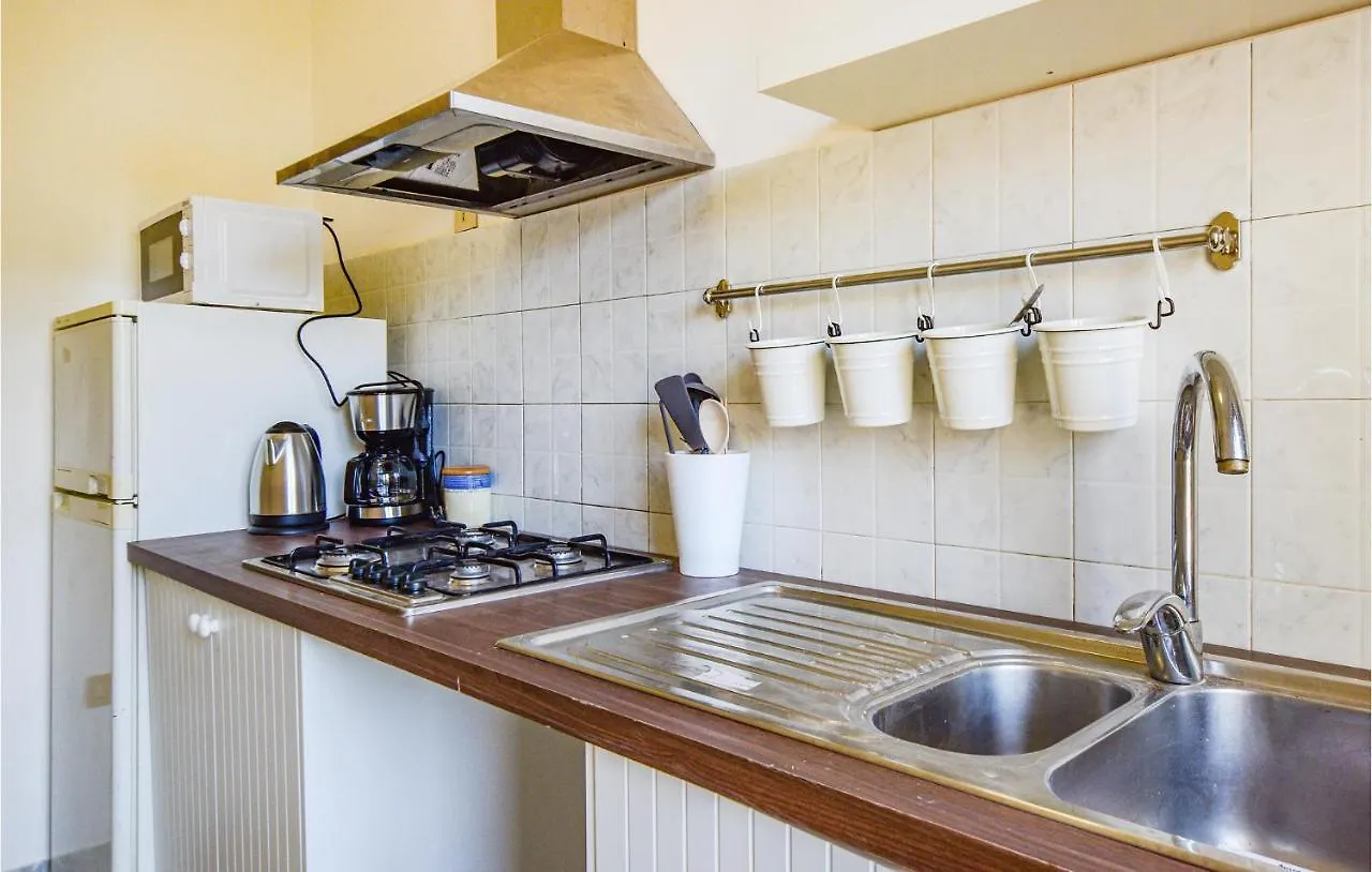 Amazing Apartment In Viareggio With Kitchen 0*,